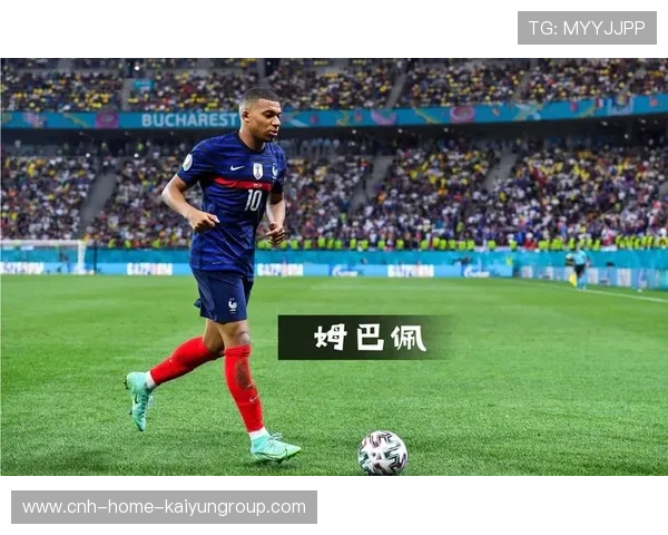 姆巴佩中路强突抽射破网，巴黎继续登顶